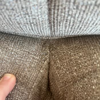 Kısa Sürede Boya Ve Kumaş Hasarıyla Garanti Reddedilen Bellona Koltuğu