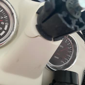 Kırık Akülü Araba İçin Değişim Sürecinin Uzaması