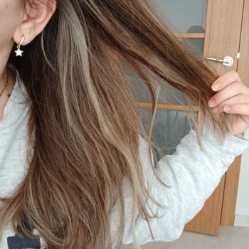 Saçlarım Mahvoldu, Kuaförün Kötü Hizmeti Ve 32.000 TL Ücret