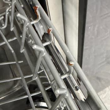 Samsung Bulaşık Makinesinde Hızlı Paslanma Ve Cevapsız Müşteri Hizmetleri