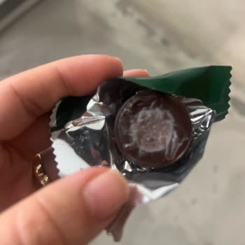 Küflü Çikolata Teslimatı Kabul Edilemez Ve Değişim Talebi