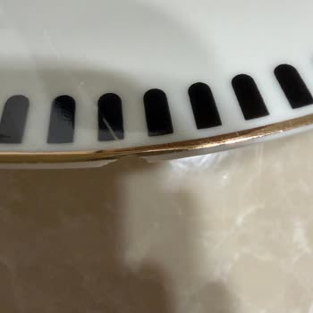 Kırık Tabağın Değişimi Veya İade Talebi