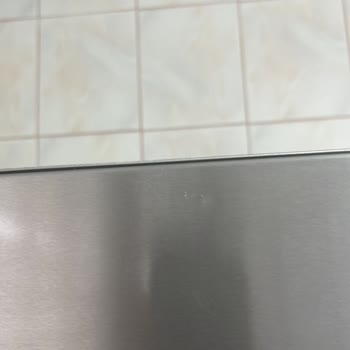 Vestel Servis Sırasında Buzdolabımda Oluşan Göçük Ve Yetkili Servisin Çözüm İhmali