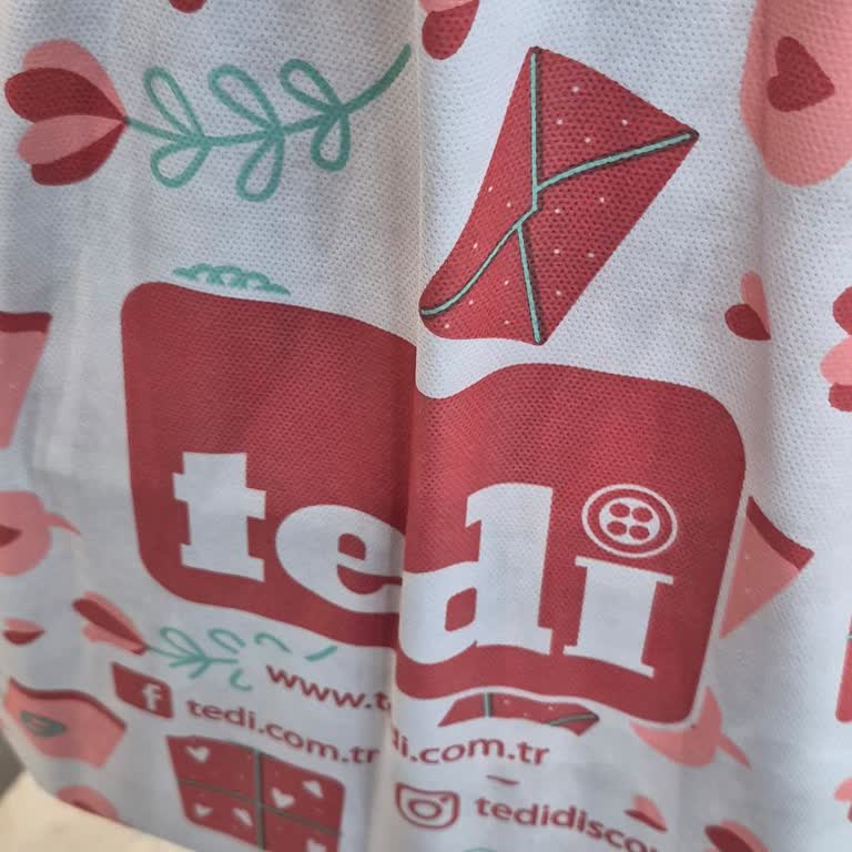 Tedi Sultangazi Mağazasında Kadına Saygısız Yaklaşım