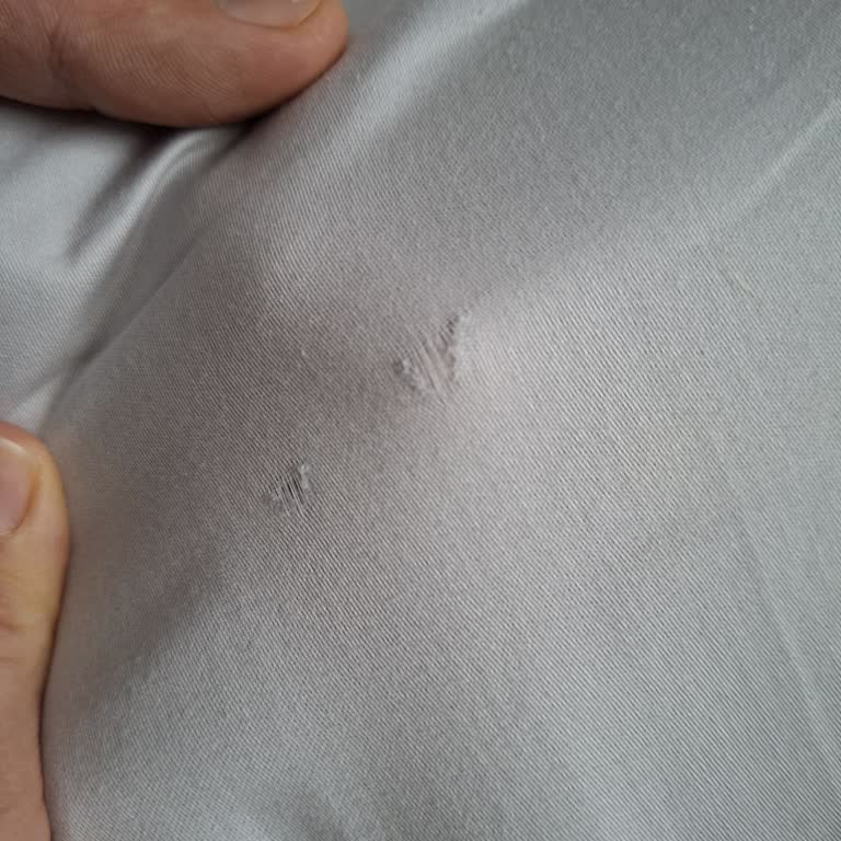 Ayıplı Nevresim Takımı Ve Yetersiz Müşteri Hizmetleri