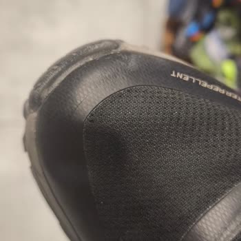 Skechers Outdoor Ayakkabısının 4 Ay İçinde İç Astar Delinmesi Ve Değişim İsteği