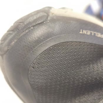 Skechers Outdoor Ayakkabısının 4 Ay İçinde İç Astar Delinmesi Ve Değişim İsteği