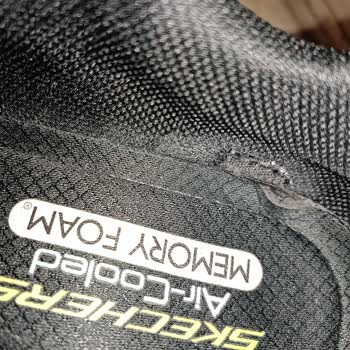 Skechers Air Envoy Ayakkabısının İç Astarı Üç Ay İçinde Yırtıldı Üretim Hatası İade Talebi
