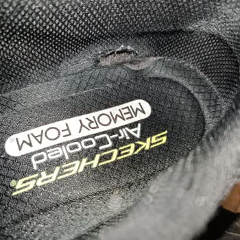 Skechers Air Envoy Ayakkabısının İç Astarı Üç Ay İçinde Yırtıldı Üretim Hatası İade Talebi