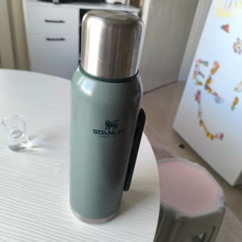 Stanley Termosu Sıcak Tutmuyor Ve Kapağında Hasar Üretim Hatası Değil İddia Ediliyor