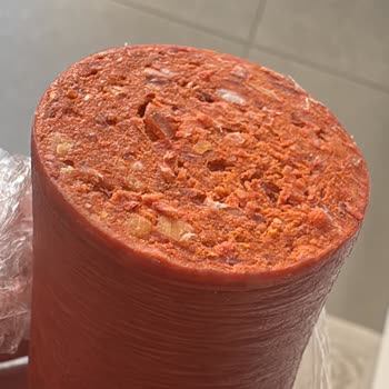 Maret Sucukta Kiremit Rengi Ve Tavuk Tadında Yapaylık, Müşteri Hizmetleri İlgisiz