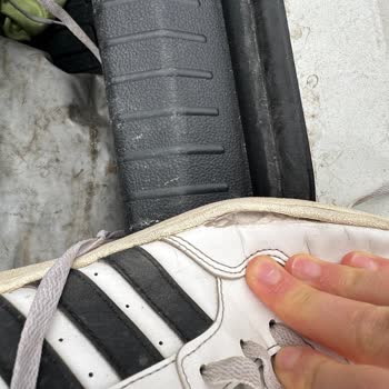 Garanti Kapsamına Alınmayan Açılan Ayakkabı İçin Değişim Talebi