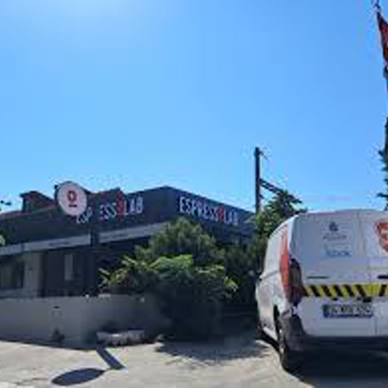 Espresso Lab Yeşilyurt Şubesinde Seçtiğim Brownie Dilimini Verme İsteği Reddedildi