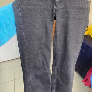 Üç Kullanımdan Sonra Beyazlayan Siyah Kot Pantolon İçin Mavi'den Çözüm Talebi