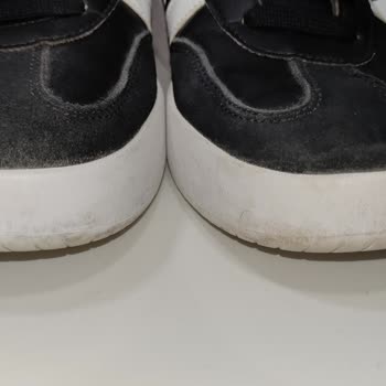 Ayıplı Adidas Ayakkabısının İç Yırtılması Ve Sararması Nedeniyle Ücret İadesi Talebi