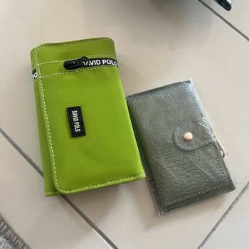 Reklamda Gösterilen Deri Cüzdan Yerine Kalitesiz Bez Cüzdan Gönderildi Ve Firmaya Ulaşılamıyor