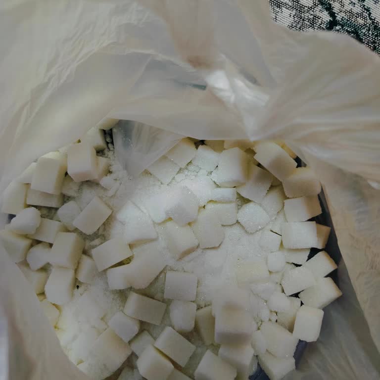 Şok Market Altın Küp Şekerlerde Yarı Yarı Toz Sorunu