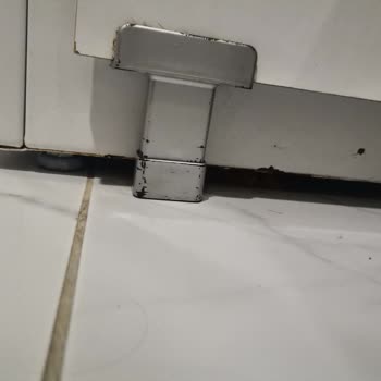 Küflenme Ve Boya Kabarması Sorunu Tekrar Ediyor, Ücretsiz Değişim Talebi Reddedildi