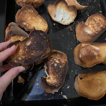 Simfer Fırını Çalışmıyor, Garanti Altında Servis Ücret Talep Ediyor