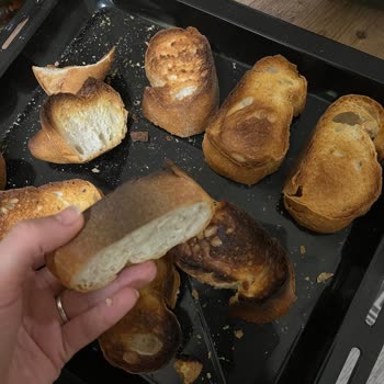 Simfer Fırını Çalışmıyor, Garanti Altında Servis Ücret Talep Ediyor