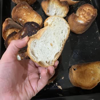 Simfer Fırını Çalışmıyor, Garanti Altında Servis Ücret Talep Ediyor