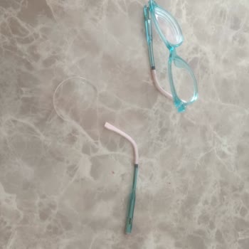 Lacoste Gözlüğünün Kırılması Çocuğumun Yaralanmasına Neden Oldu