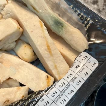 Migros Şubesinde Lezita Tavuk Göğsünde Küflü Ürün Sorunu