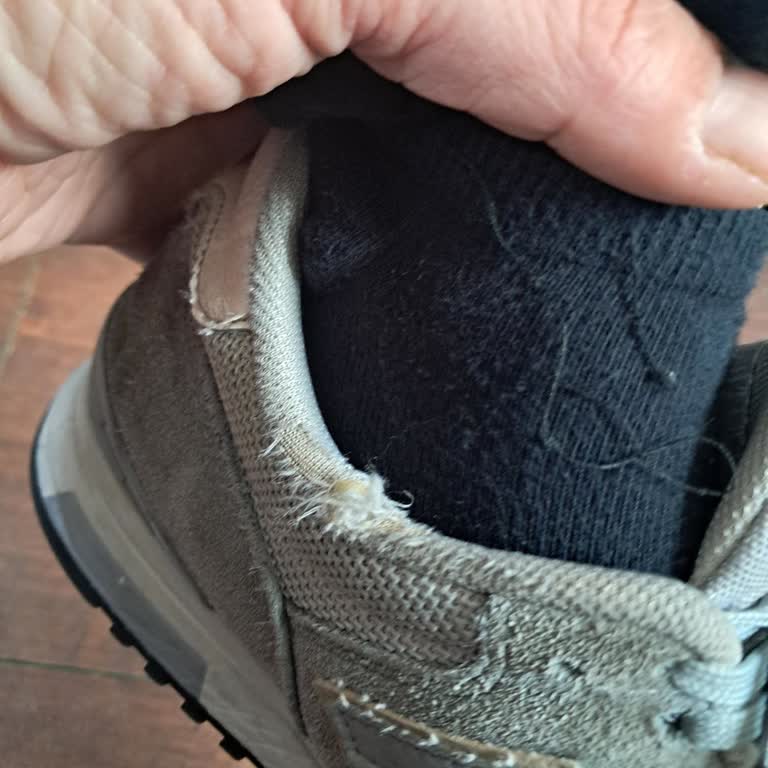 Yeni Balance 565 Ayakkabısında Kısa Sürede Deformasyon Ve Onarımın Reddedilmesi