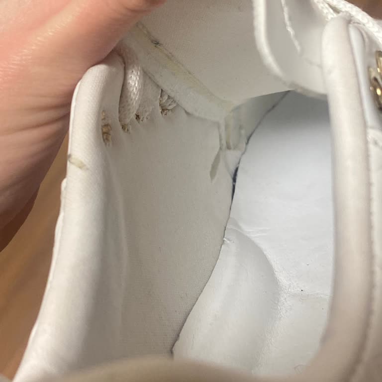 Taner Tanca Mağazasının Ayıplı Ayakkabı İade Talebimi Reddetmesi