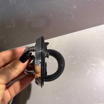 Kırılan Kapağın Yedek Parçası İçin Yanıt Almayan Talep