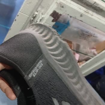 Skechers Gowalk Slip-ins, desgaste rápido de suela y garantía rechazada