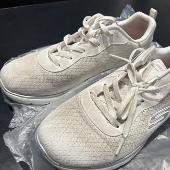 15 Gün İçinde Renk Değişen Skechers Ayakkabıya İade Talebi