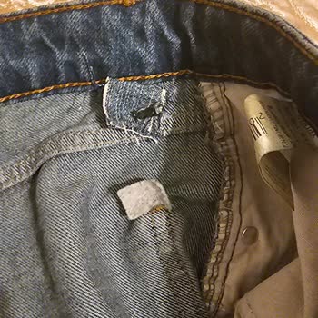 Ayıplı Kot Pantolon Satışı Ve Kalite Kontrol Eksikliği