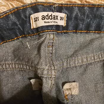 Ayıplı Kot Pantolon Satışı Ve Kalite Kontrol Eksikliği