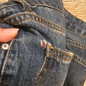 Ayıplı Kot Pantolon Satışı Ve Kalite Kontrol Eksikliği