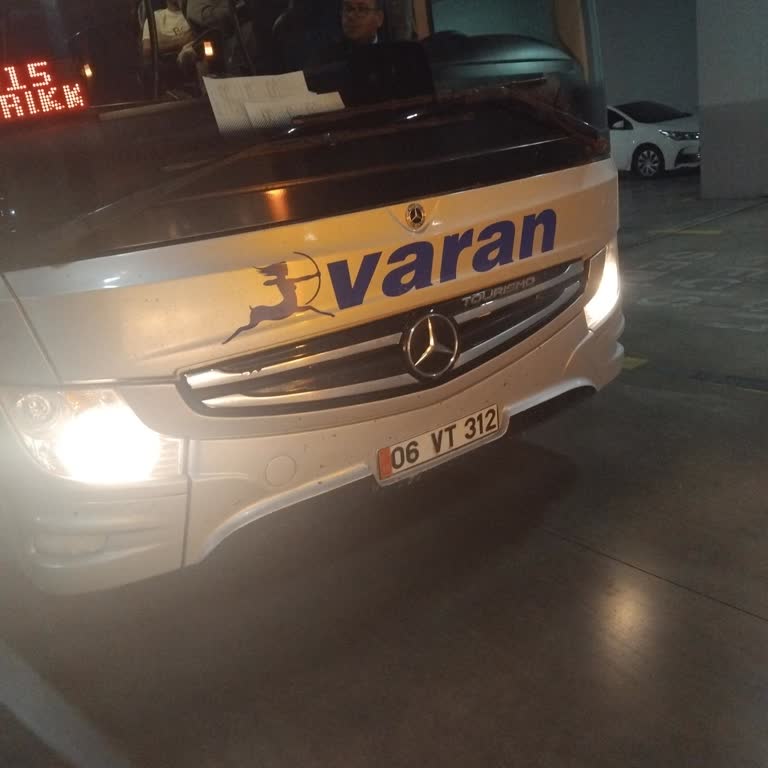 Denizli'de Gece Bırakılan Yolcunun Varan Turizm'den Çözüm Talebi