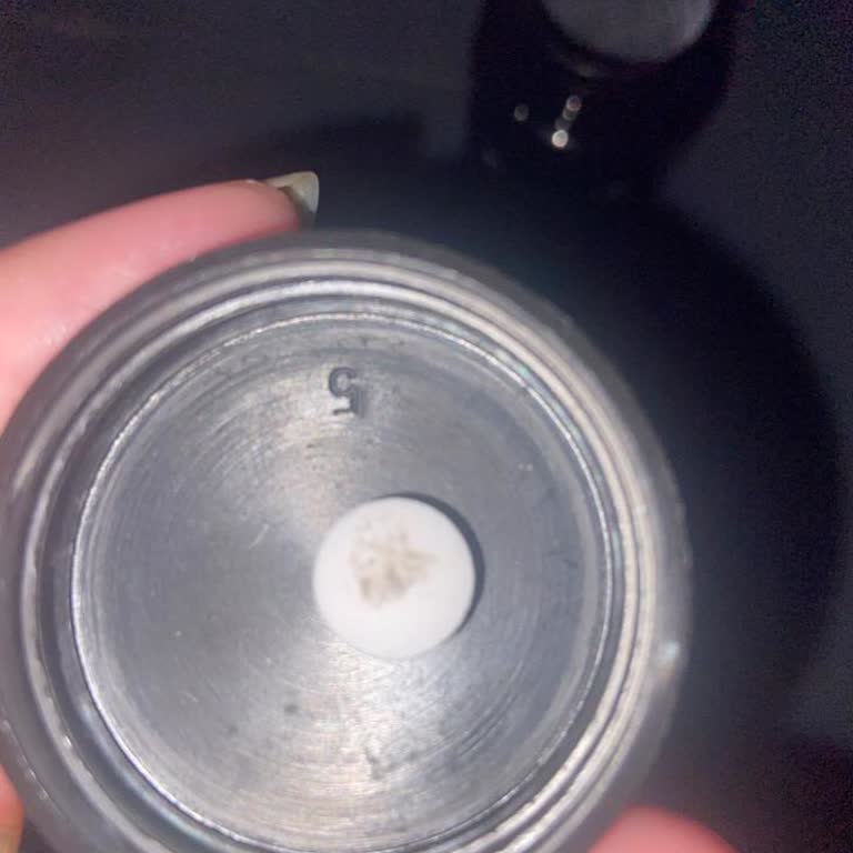 Açık Ve Lekeli Magnezyum Ürünü Sağlık Riski Olarak İade Talebi