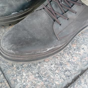 Kayseri Meysu Outlet Mağazasında Su Geçiren Bot Şikayeti