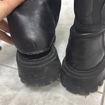 Derimod Çizmelerinde Kısa Sürede Topuk Açılması Ve Ücret İadesi Talebi