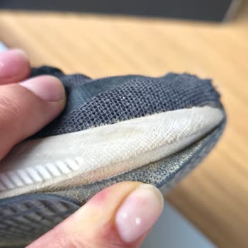 In Street Adidas Spor Ayakkabısında Erken Deformasyon Ve Taban Ayrılması