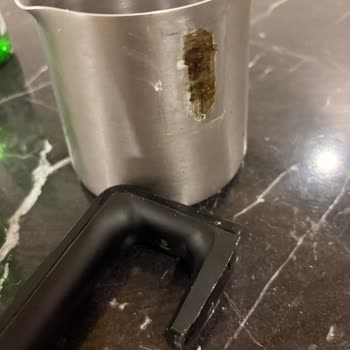 Arçelik Çift Hazneli Kahve Makinesinde Cezve Kulubu Koptu, Güvenlik Riski