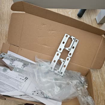 Eksik Montaj Parçaları Nedeniyle TV Ünitesi Kurulamadı