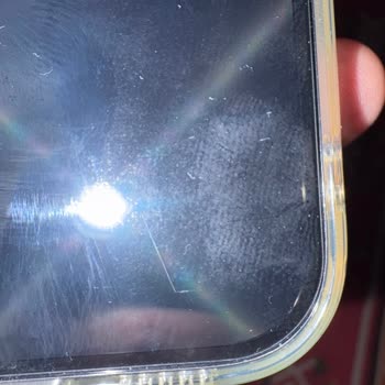 Elektrofoni Apple Yetkili Servis Gibi Tanıtarak Zorla Ödeme Aldıran, Telefonuma Çizik Bırakan Servis