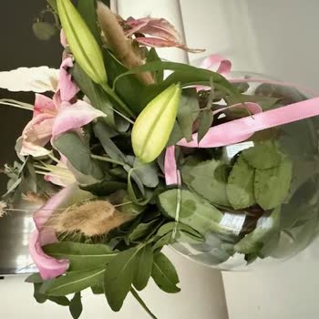 Yanıltıcı Çiçek Teslimatı Ve Cevapsız Müşteri Hizmetleri