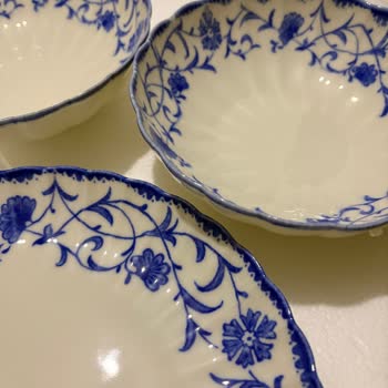 Kaselerin Rengi Görsellerdeki Gibi Canlı Değil, Değişim Reddi