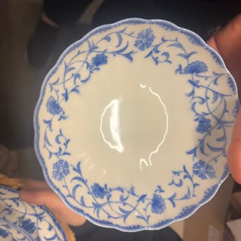 Kaselerin Rengi Görsellerdeki Gibi Canlı Değil, Değişim Reddi