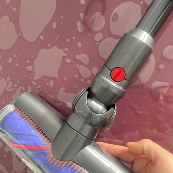 Dyson V12 Süpürgede Başlık Takılma Sorunu Ve Yardımsız Müşteri Hizmetleri