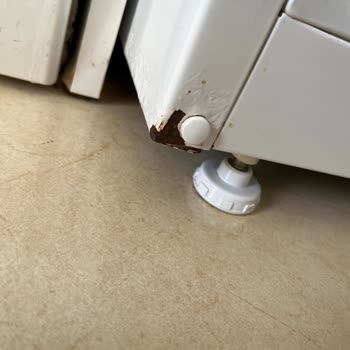 Garanti Kapsamındaki Buzdolabımda Paslanma Sorunu Ve Çözüm Talebi