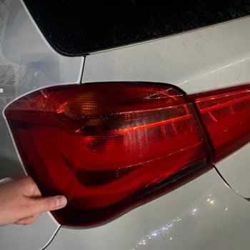 BMW 116d Arka Sol Stop Lambasında Su Birikmesi Ve Yanma Sorunu