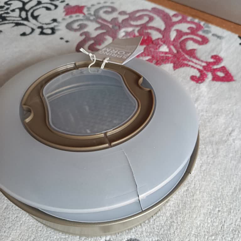 Kırık Kapaklı Kek Kalıbı Ve Çözüm Sunulmaması